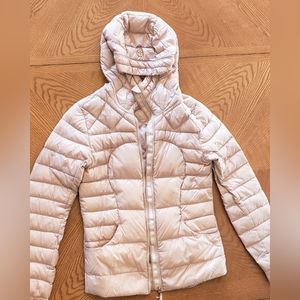 Lululemon Size 4 Pink-Gold (Rose gold?) Jacket Good Condition